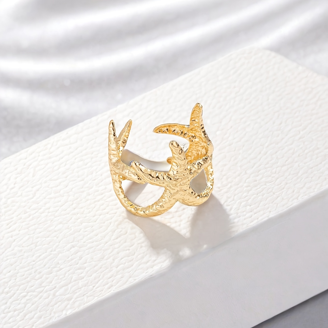 Boho Style Starfish Toe Ring Open Band Iron Jewelry